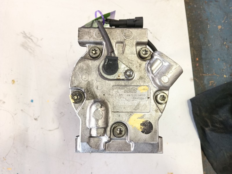 Recambio de compresor aire acondicionado para iveco daily iii furgoneta 35 s 13 v,35 c 13 v referencia OEM IAM 500313156  