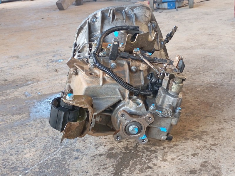 Recambio de caja cambios para mercedes-benz sprinter 3-t furgoneta (b903) 313 cdi (903.663, 903.662, 903.661) referencia OEM IAM