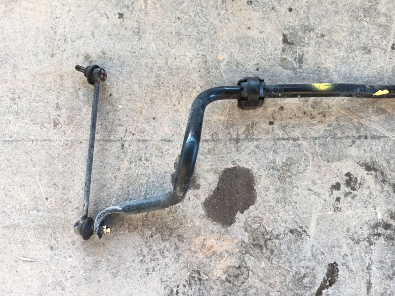 Recambio de barra estabilizadora delantera para mazda 3 hatchback (bp) 2.0 skyactiv-g m hybrid referencia OEM IAM   