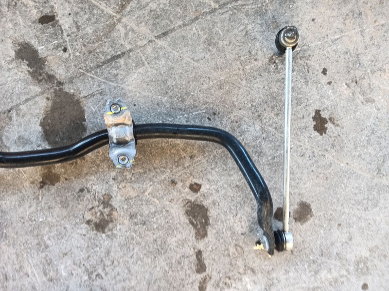 Recambio de barra estabilizadora delantera para cupra formentor (km7, kmp) 1.5 tsi referencia OEM IAM   