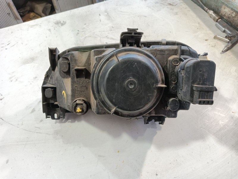 Recambio de faro izquierdo para renault megane i (ba0/1_) 1.4 e (ba0e, ba0v) referencia OEM IAM   