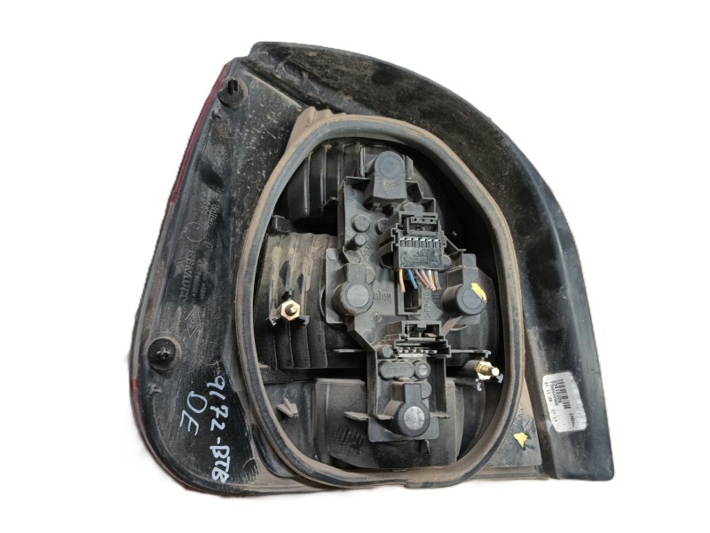 Recambio de piloto trasero derecho para renault scénic i monospace (ja0/1_, fa0_) 1.9 dci rx4 referencia OEM IAM 7700430966  