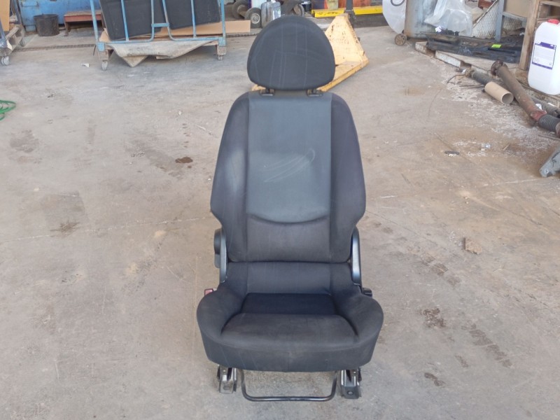 Recambio de asiento delantero izquierdo para smart forfour (454) 1.5 cdi (454.001) referencia OEM IAM   