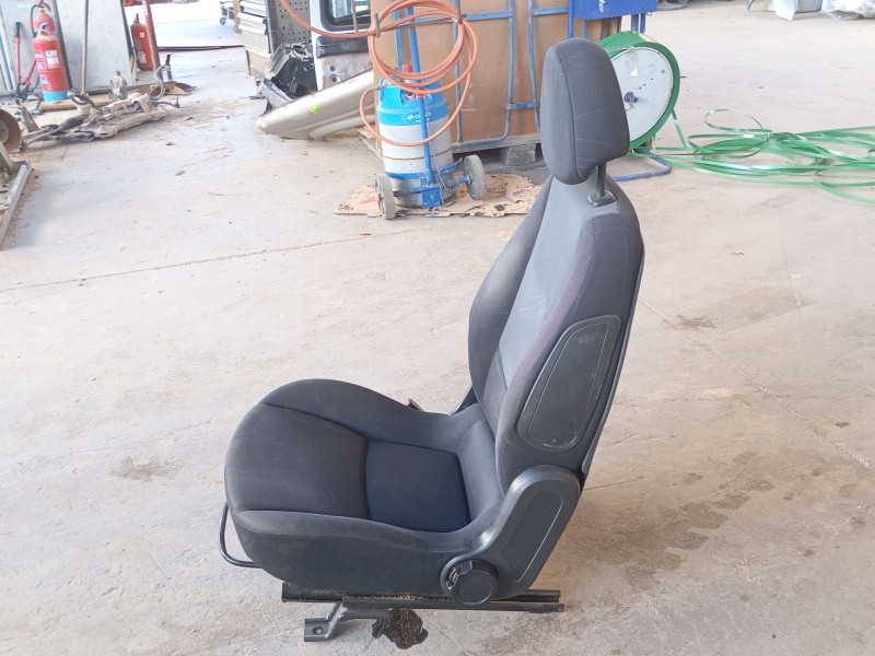 Recambio de asiento delantero izquierdo para smart forfour (454) 1.5 cdi (454.001) referencia OEM IAM   