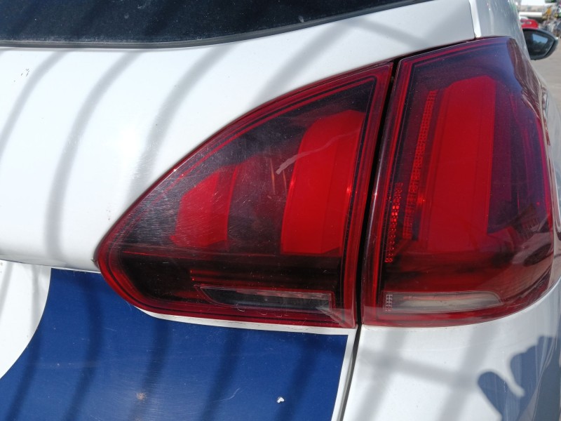 Recambio de piloto trasero derecho interior para peugeot 2008 i (cu_) 1.6 bluehdi 100 referencia OEM IAM 9814757280  