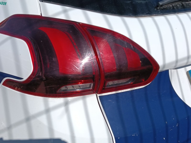 Recambio de piloto trasero izquierdo interior para peugeot 2008 i (cu_) 1.6 bluehdi 100 referencia OEM IAM 9814758480  