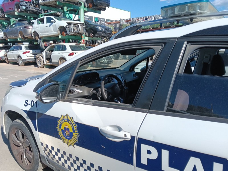 Recambio de elevalunas delantero izquierdo para peugeot 2008 i (cu_) 1.6 bluehdi 100 referencia OEM IAM 9816402180  