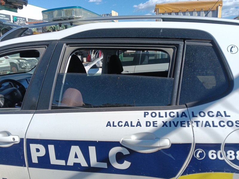 Recambio de elevalunas trasero izquierdo para peugeot 2008 i (cu_) 1.6 bluehdi 100 referencia OEM IAM 9816402380  