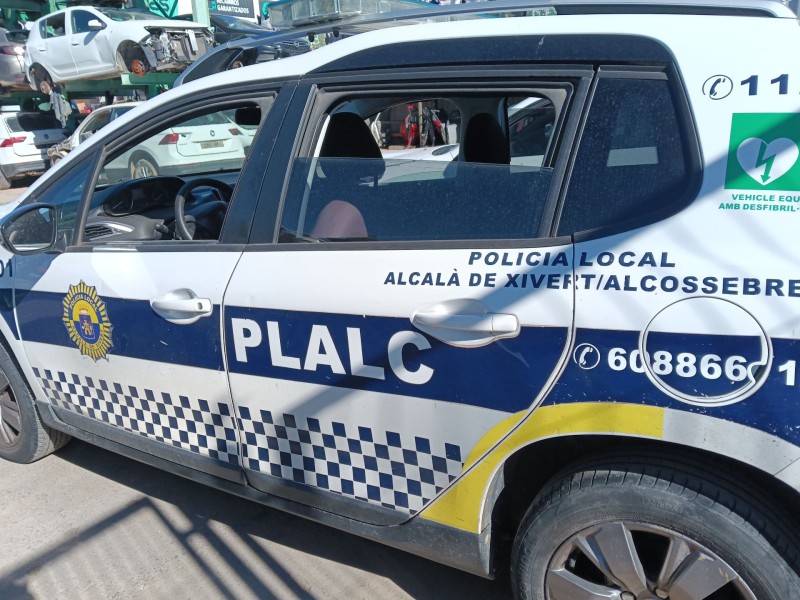 Recambio de puerta trasera izquierda para peugeot 2008 i (cu_) 1.6 bluehdi 100 referencia OEM IAM 9802969780  