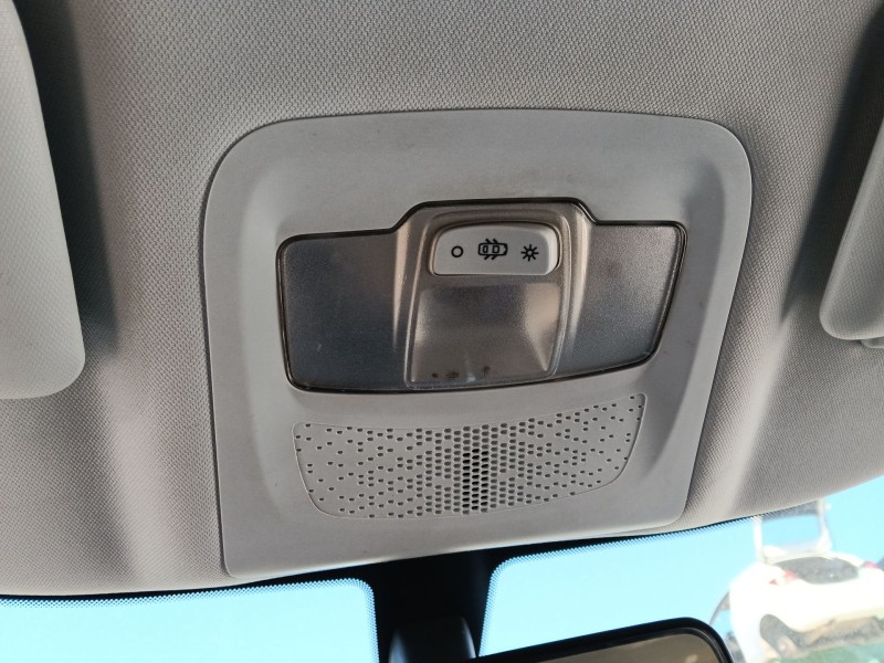 Recambio de luz interior delantera central para peugeot 2008 i (cu_) 1.6 bluehdi 100 referencia OEM IAM 96754056PR  
