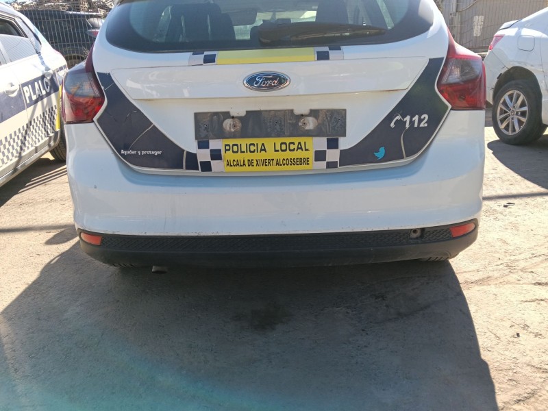 Recambio de paragolpes trasero para ford focus iii 1.6 tdci referencia OEM IAM 1852397 / 1705332  