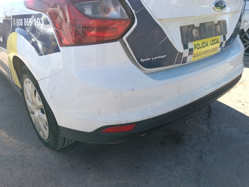 Recambio de paragolpes trasero para ford focus iii 1.6 tdci referencia OEM IAM 1852397 / 1705332  
