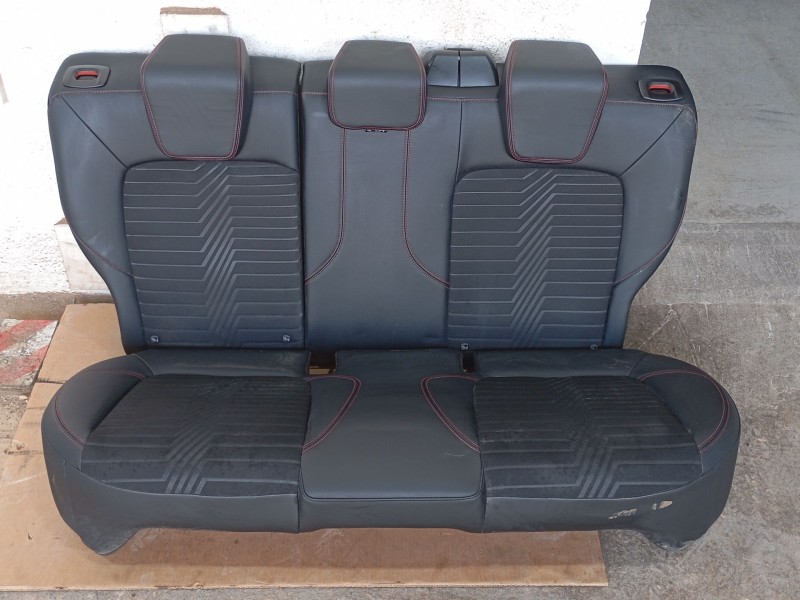 Recambio de asientos traseros para ford puma (j2k, cf7) 1.0 ecoboost referencia OEM IAM   