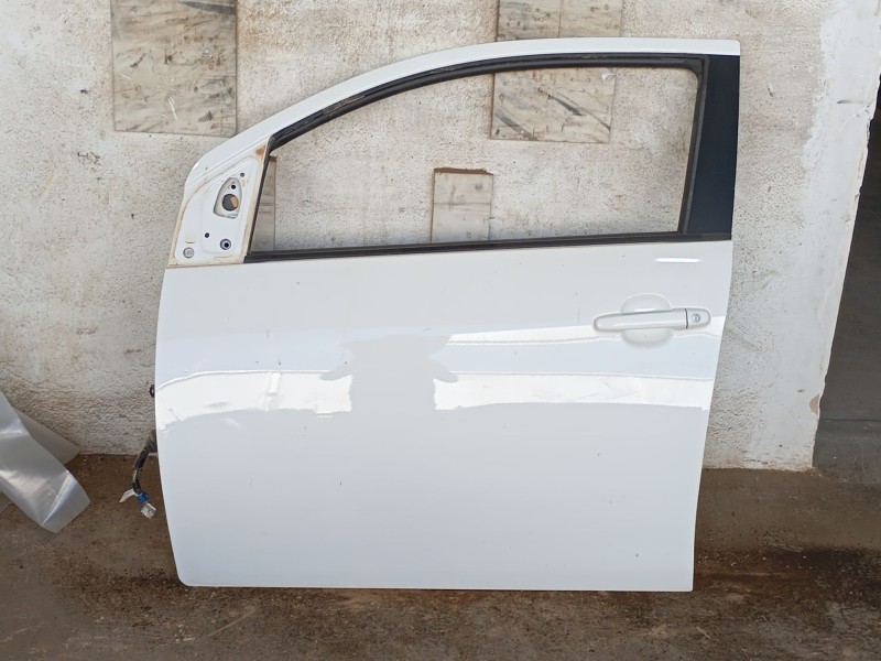 Recambio de puerta delantera izquierda para toyota aygo (_b4_) 1.0 (kgb40) referencia OEM IAM 670020H050  