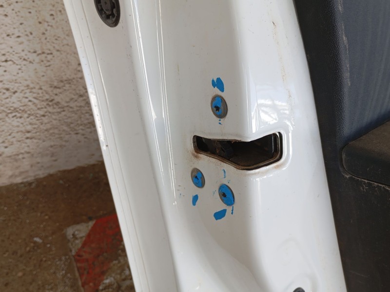 Recambio de puerta delantera izquierda para toyota aygo (_b4_) 1.0 (kgb40) referencia OEM IAM 670020H050  