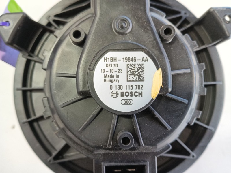 Recambio de motor calefaccion para ford puma (j2k, cf7) 1.0 ecoboost referencia OEM IAM 2067889 H1BH19846AA 