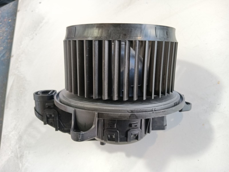 Recambio de motor calefaccion para ford puma (j2k, cf7) 1.0 ecoboost referencia OEM IAM 2067889 H1BH19846AA 