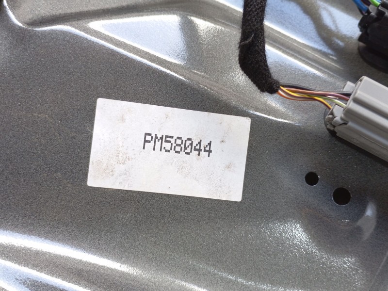 Recambio de porton trasero para ford puma (j2k, cf7) 1.0 ecoboost referencia OEM IAM 2732183  