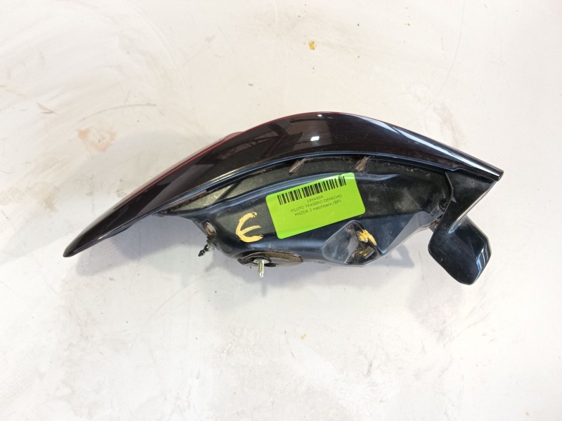 Recambio de piloto trasero derecho para mazda 3 hatchback (bp) 2.0 skyactiv-g m hybrid referencia OEM IAM   