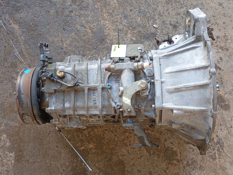 Recambio de caja cambios para isuzu npr77l 3.0d referencia OEM IAM   
