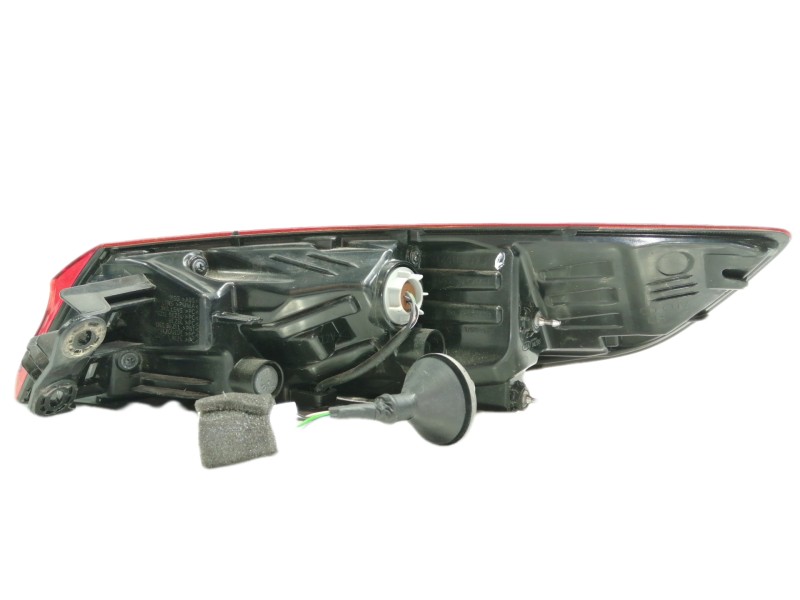 Recambio de piloto trasero izquierdo para kia xceed business referencia OEM IAM 92401J73 92401J7300 