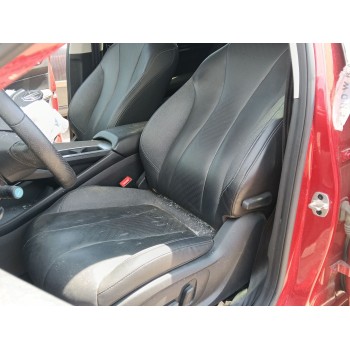 ASIENTO DELANTERO IZQUIERDO 
