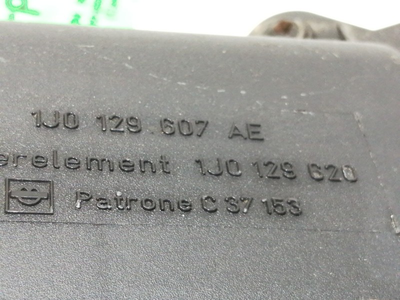 Recambio de filtro aire para skoda octavia berlina (1u2) comfort referencia OEM IAM 1J0129607AE  