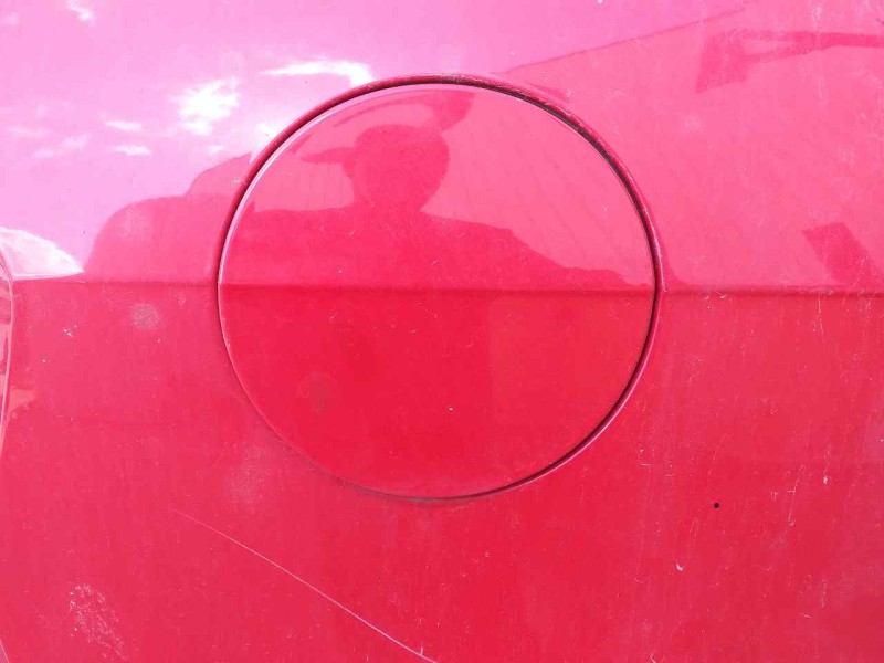 Recambio de tapa exterior combustible para audi a3 (8p) 1.6 ambiente referencia OEM IAM 8P0010346B  