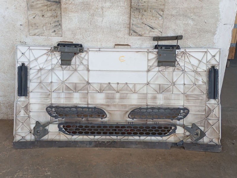 Recambio de capot para nissan atleon 110 tk35/1 referencia OEM IAM   