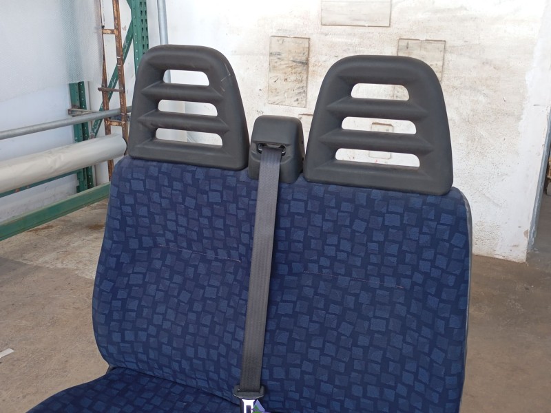 Recambio de asiento delantero derecho para iveco daily iii furgoneta 35 s 13 v,35 c 13 v referencia OEM IAM   