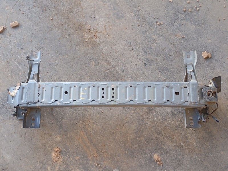 Recambio de refuerzo paragolpes delantero para ford puma (j2k, cf7) 1.0 ecoboost referencia OEM IAM 2678374 M1TB109A26AD 