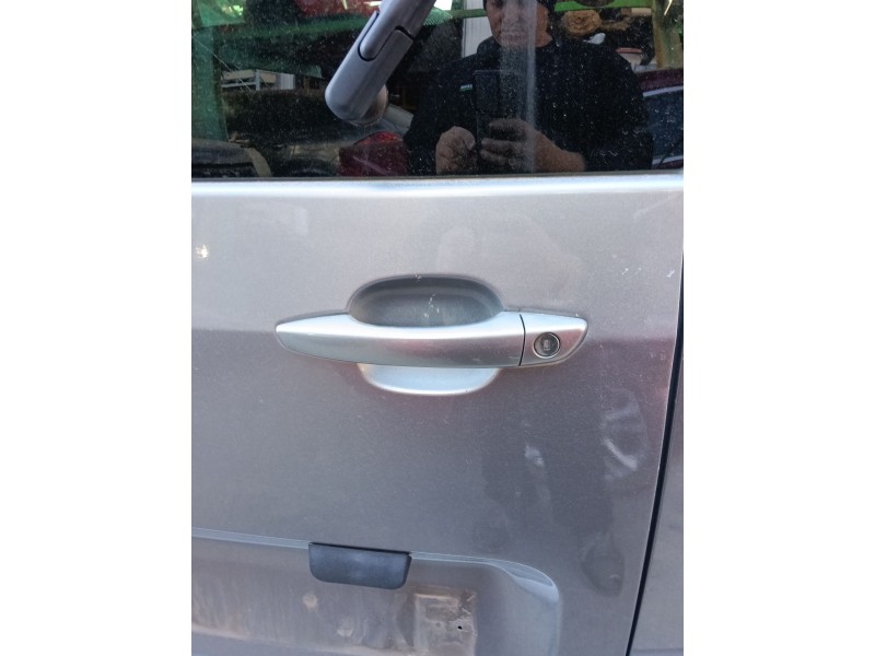 Recambio de cerradura puerta trasera izquierda para peugeot partner tepee 1.6 bluehdi 100 referencia OEM IAM   