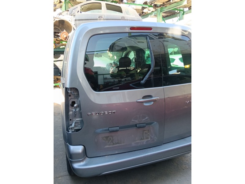 Recambio de puerta trasera izquierda para peugeot partner tepee 1.6 bluehdi 100 referencia OEM IAM   