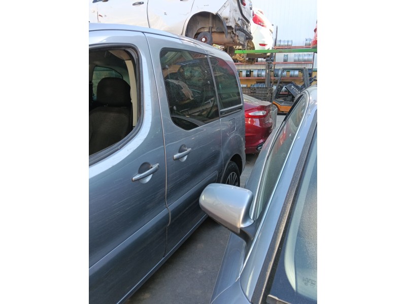 Recambio de puerta delantera izquierda para peugeot partner tepee 1.6 bluehdi 100 referencia OEM IAM   