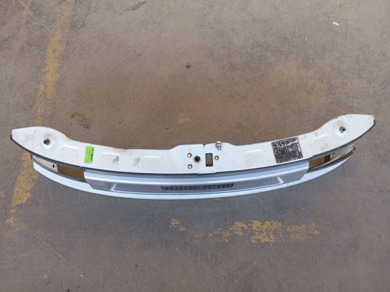 Recambio de rejilla delantera para iveco daily iii furgoneta 35 s 13 v,35 c 13 v referencia OEM IAM   