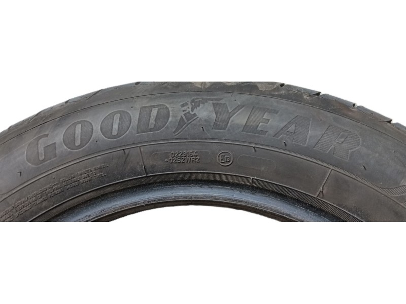 Recambio de neumatico para » otros... modelos referencia OEM IAM 225/55 R17 101W 2 GOOD YEAR
