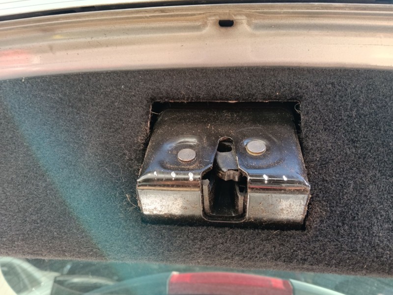 Recambio de cerradura maletero / porton para opel insignia a sports tourer (g09) 2.0 cdti (35) referencia OEM IAM 84243380  