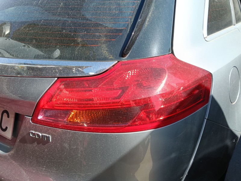 Recambio de piloto trasero derecho para opel insignia a sports tourer (g09) 2.0 cdti (35) referencia OEM IAM 22950974  