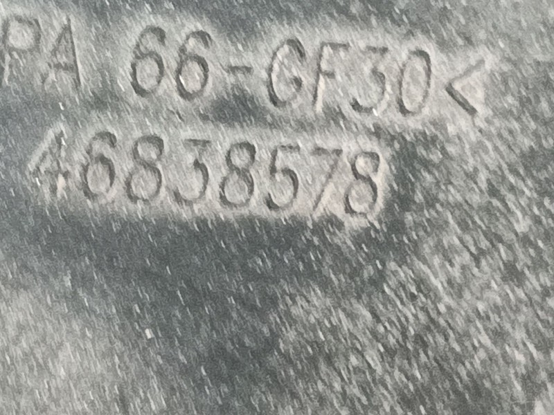 Recambio de tapa exterior combustible para lancia ypsilon (843_) 1.3 d multijet (843.axe11, 843.axe1a) referencia OEM IAM 735340