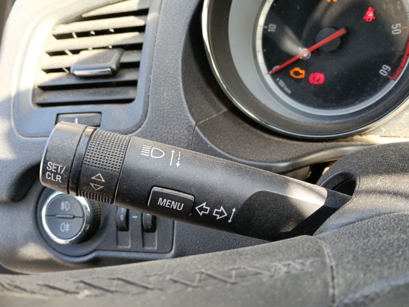 Recambio de mando intermitentes para opel insignia a sports tourer (g09) 2.0 cdti (35) referencia OEM IAM   