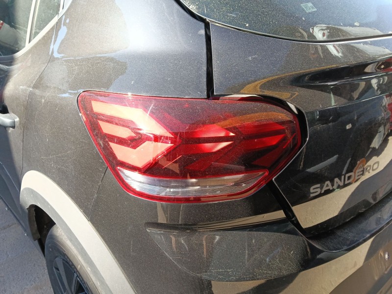 Recambio de piloto trasero izquierdo para dacia sandero iii 1.0 tce 90 referencia OEM IAM 265555265R  