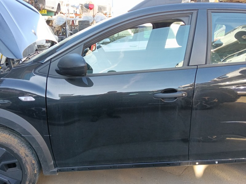Recambio de puerta delantera izquierda para dacia sandero iii 1.0 tce 90 referencia OEM IAM 801018891R  