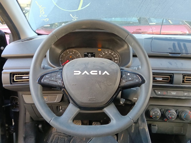 Recambio de volante para dacia sandero iii 1.0 tce 90 referencia OEM IAM   