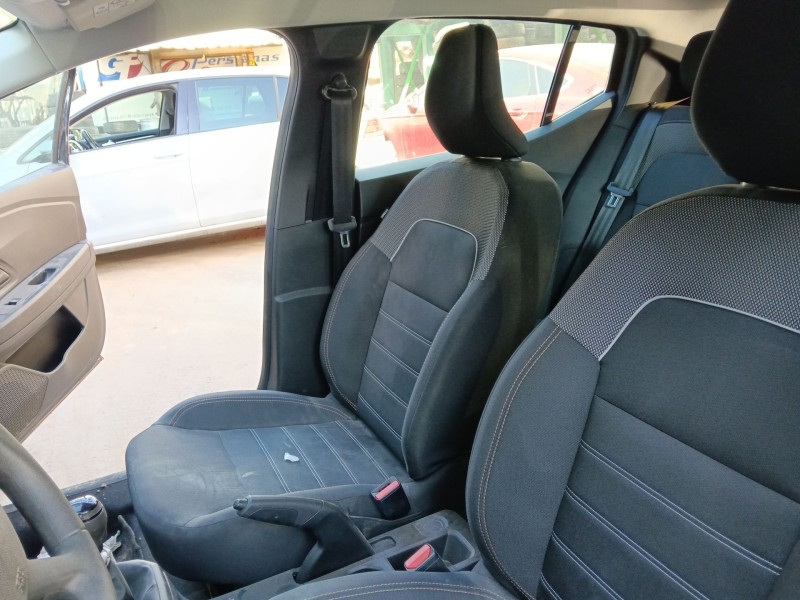 Recambio de asiento delantero derecho para dacia sandero iii 1.0 tce 90 referencia OEM IAM   