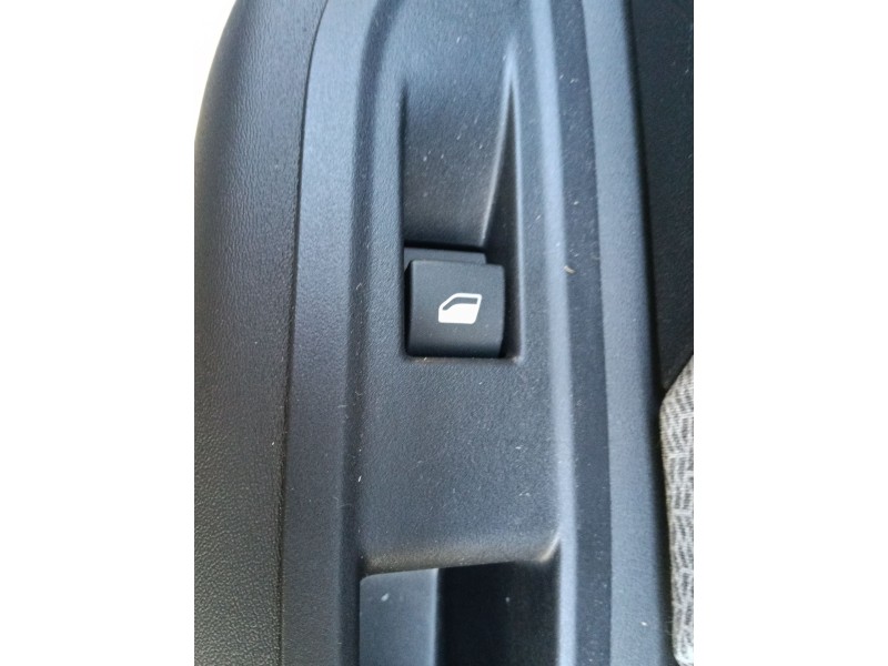 Recambio de mando elevalunas trasero derecho para citroën c4 iii (ba_, bb_, bc_) 1.2 puretech 130 (bahnsa, bahnsb) referencia OE