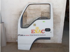 Recambio de puerta delantera izquierda para isuzu npr77l 3.0d referencia OEM IAM   
