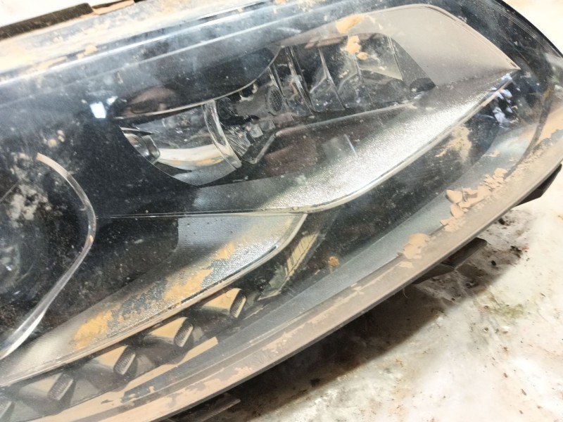 Recambio de faro derecho para volkswagen touran (1t3) 2.0 tdi referencia OEM IAM 1T1941754H 1T1941752H 