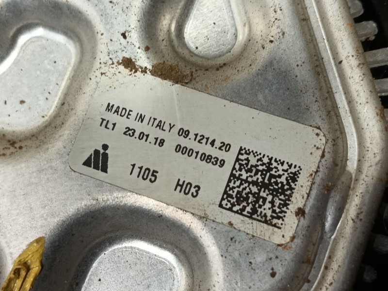 Recambio de electroventilador para volkswagen golf sportsvan vii (am1, an1) 1.0 tsi referencia OEM IAM 5WA121203G / 5Q0121203DE 