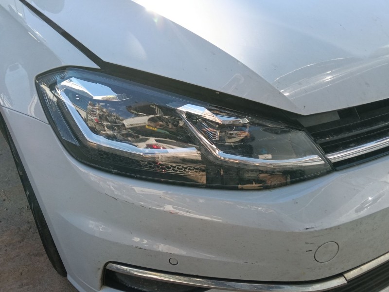 Recambio de faro derecho para volkswagen golf vii variant (ba5, bv5) 1.6 tdi referencia OEM IAM   