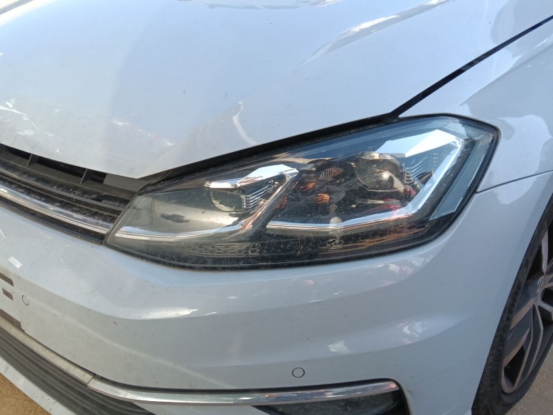 Recambio de faro izquierdo para volkswagen golf vii variant (ba5, bv5) 1.6 tdi referencia OEM IAM   